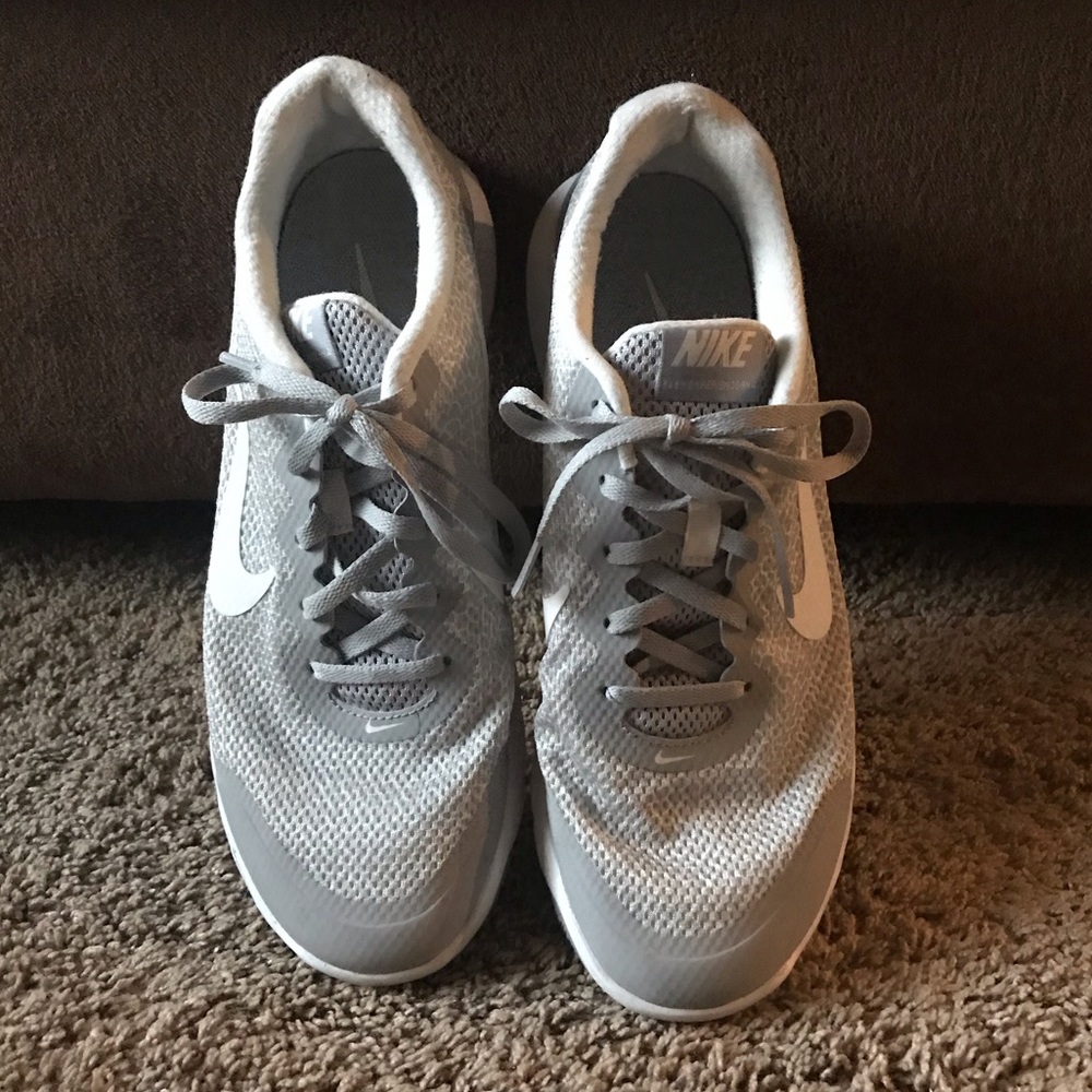 Nike Flex Experience RN4 size 10.5 shoes